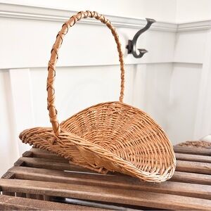 Vintage Woven Gathering Basket Handle Harvesting Foraging Garden Wicker Catchall
